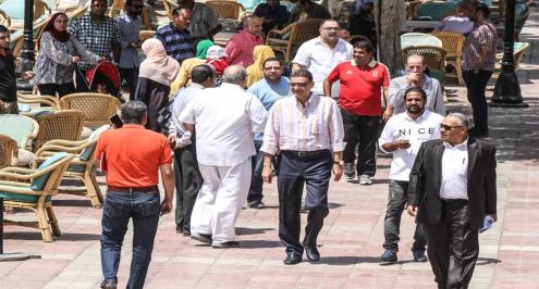 عدسة يلا كورة ترصد 3 مشاهد من تقدم طاهر وقائمته بأوراق ترشحهم في انتخابات الأهلي 